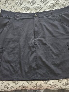 Lee Women's Black Skort with Cargo Pockets